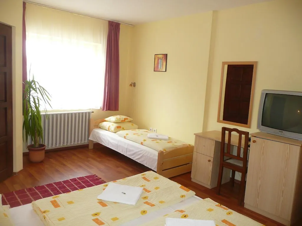 Kincses Vendeghaz Hotel Debrecen